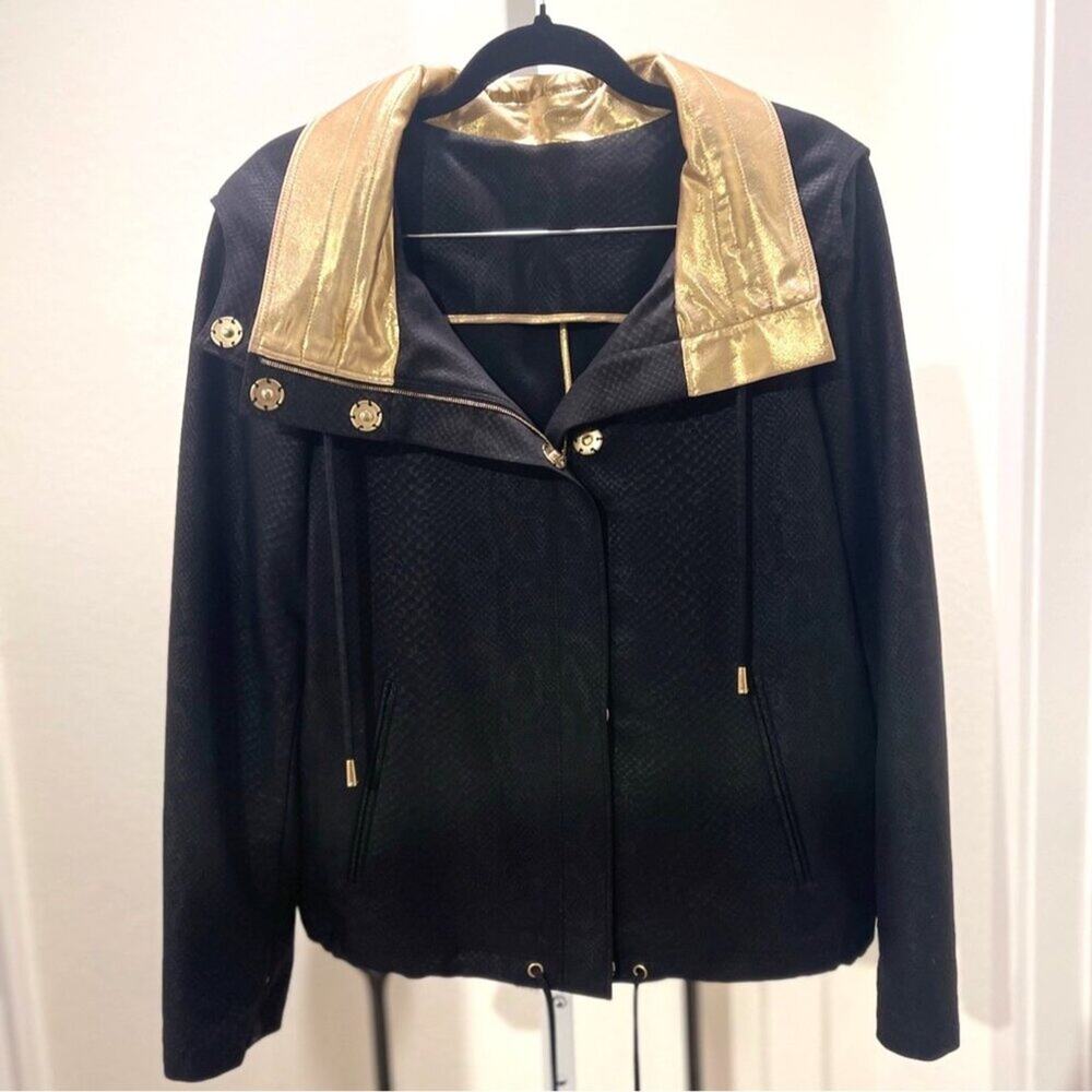 St John Collection Women Black Snakeskin Embossed Hooded Jacket Gold Trim S